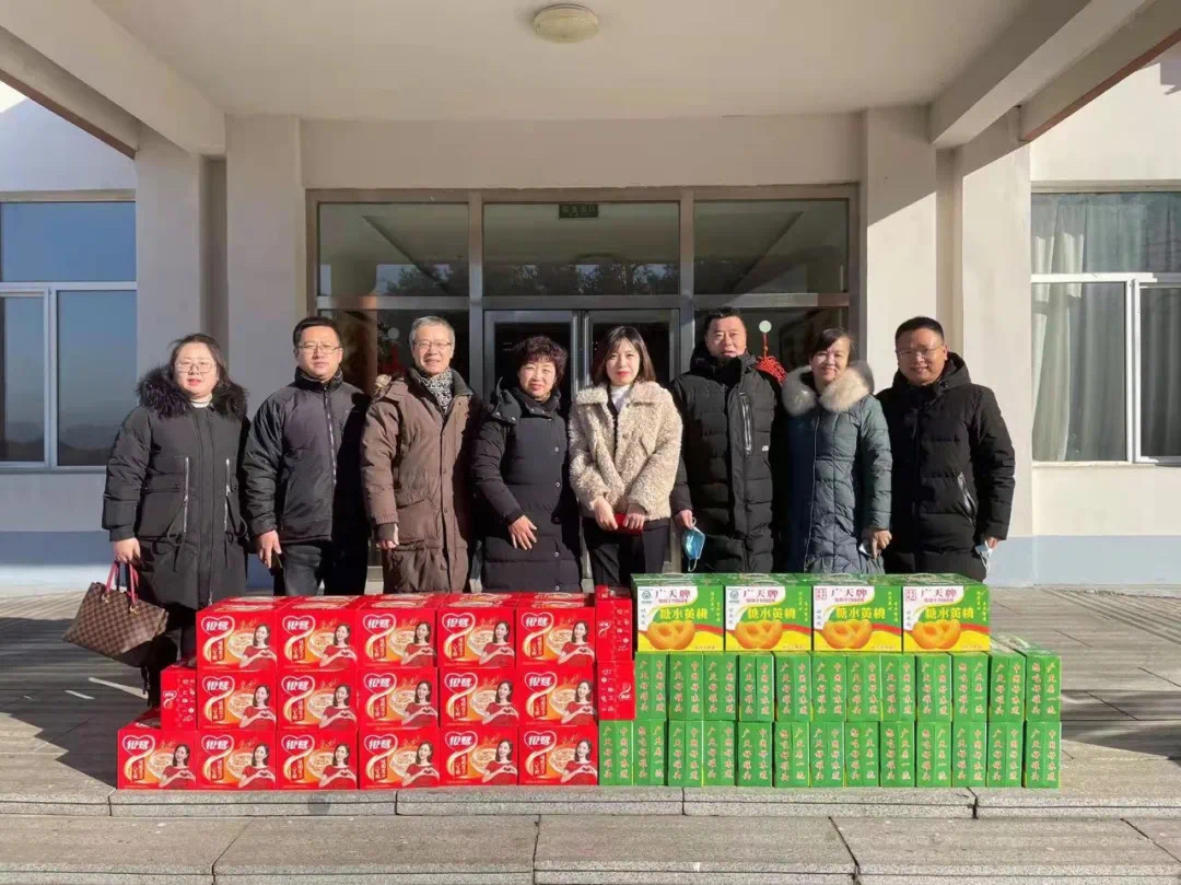 感恩前輩，致敬英雄——丹東百特黨支部慰問光榮院榮譽軍人